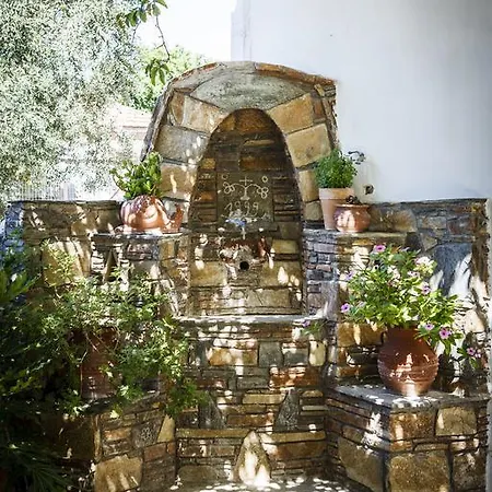 Seranides Boutique Aparthotel Kato Gatzea