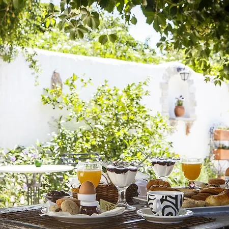 Seranides Boutique 2* Kato Gatzea