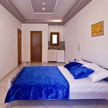 Seranides Boutique Aparthotel 2*