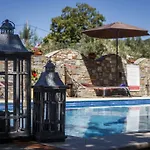 Lägenhetshotell Seranides Boutique 2*