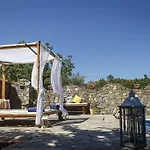 Seranides Boutique 2* Kato Gatzea