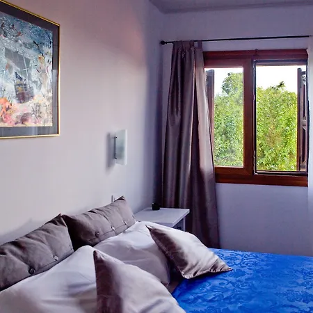 Seranides Boutique 2* 卡托加兹阿